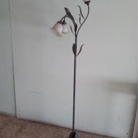 lampada piantana in ferro