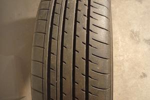 Gomme Yokohama Blu Earth xt  estive 