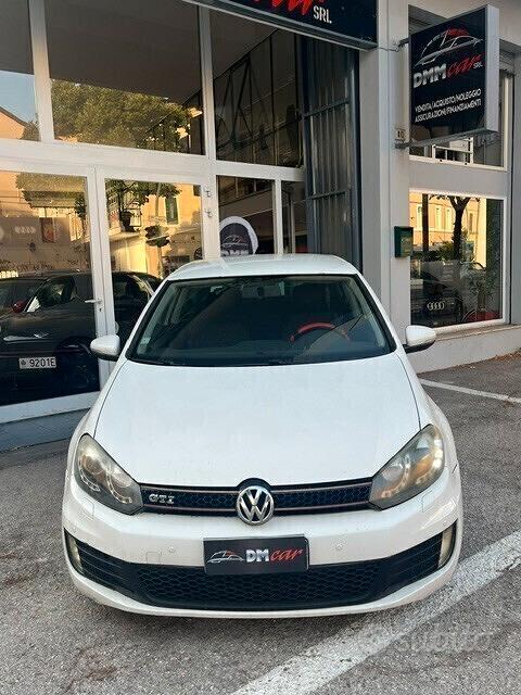 Volkswagen Golf 2009 photo 4