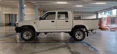 TOYOTA HILUX LN 105