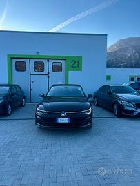 volkswagen Golf 8