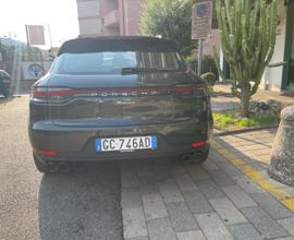 PORSCHE Macan - 2020