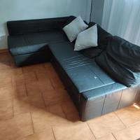 divano con penisola cassetto e letto 