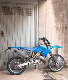 TM125 2T 2003