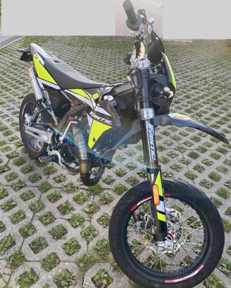 Fantic motard 50