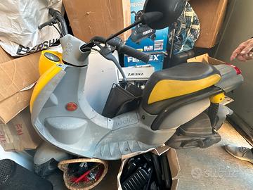 Peugeot ludis motore ok da mettere a posto un po'