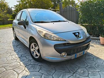 Peugeot 207 1.4 vti 95cv del 2009 