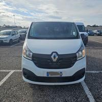 Renault trafic 9 posti l2h1