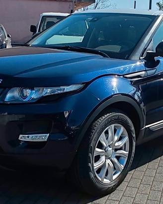 Land Rover Range Evoque 2.2 TD4 5p. Pure