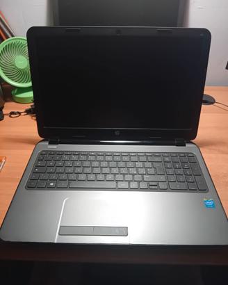 NOTEBOOK HP 250 G3 - 2.58 GHz - 8 GB/DDR3L SDRAM