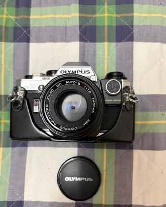 Macchina Fotogra KIT Olympus OM + ottiche unico