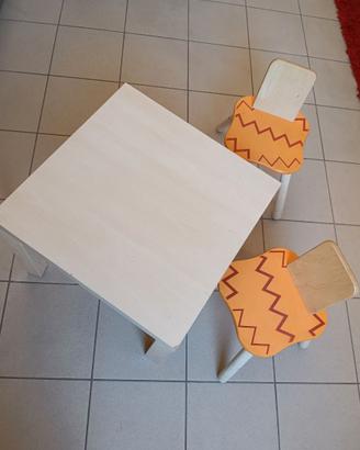 tavolino e sedie x bambini