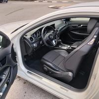 C22O SPORT COUPE AUTOMATICO 