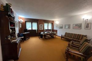 App.to 110 mq+box auto+locale deposito-Campitello