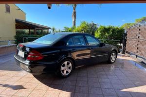 Mercedes E280