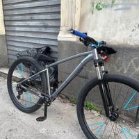 Bici prezzo trattabile svend o per inutilizz