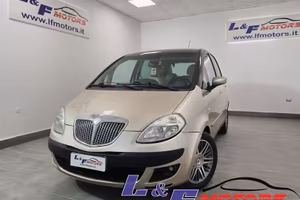 Lancia Musa 1.4 16v Platino AUTOMATICA SOLI 9...