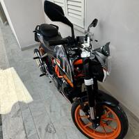 KTM DUKE 390