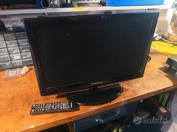TV Samsung LCD 19"
