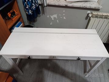Scrivania hemnes ikea