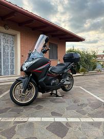 Honda Integra 750 S Sport