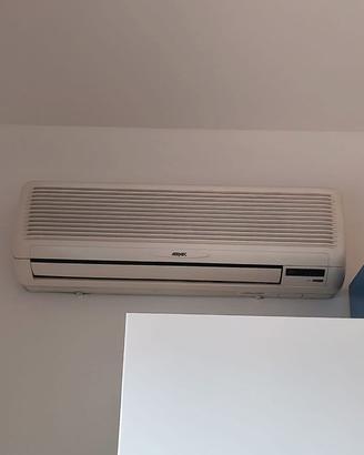 condizionatore pompa di calore AERMEC 9000BTU