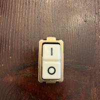 Interruttore bipolare