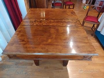 Tavolo allungabile + 6 sedie in stile liberty fine