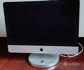 Apple iMac 21.5” SSD 500GB + supporto Rain Design