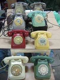 Telefoni vintage anni 70 in blocco