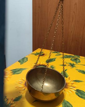 porta vaso vintage in sospensione con catene