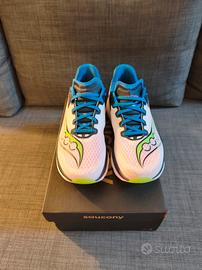 saucony endorphin azura 