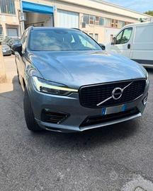Volvo XC60 T8 AWD Recharge Plug-in Hybrid