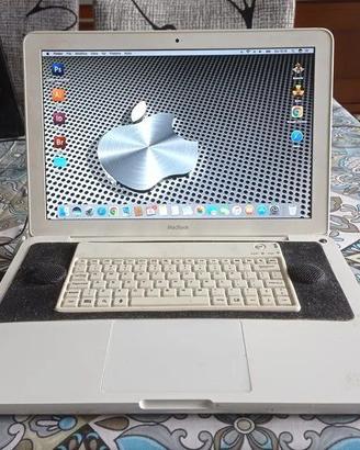 Apple MacBook A1342 + The SIMS 4 + Photoshop