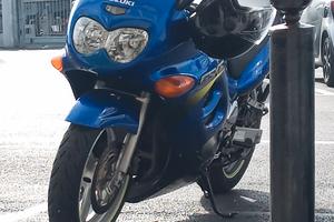 moto Suzuki GSX F 600