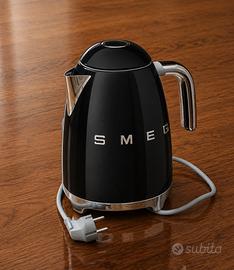 Bollitore stile vintage Smeg da 1,7 litri  nuovo
