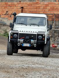 LAND ROVER Defender - 2001