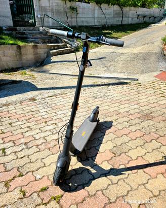 Monopattino Ninebot kickScooter max G30E II