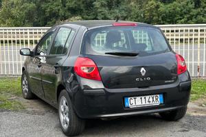 Renault clip anno 2005