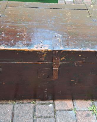 Baule in legno e ferro 2