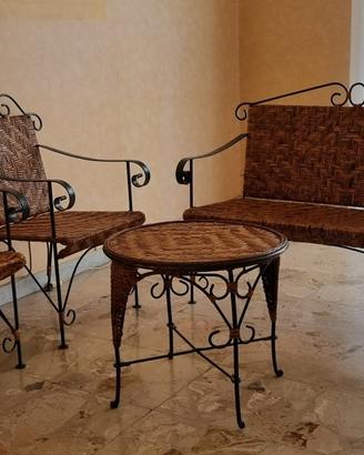 Salottino ferro battuto e rattan