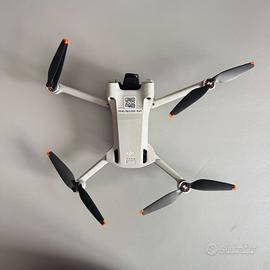 dji mini 3  fly more combo + accessori