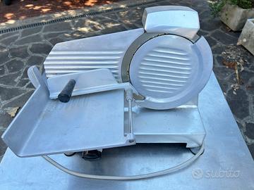 Affettatrice semi professionale