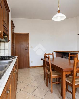 3 LOCALI A TERNI