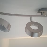 Lampadario a barra a led