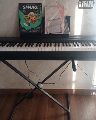 pianoforte digitale P-45 Yamaha con cavalletto 