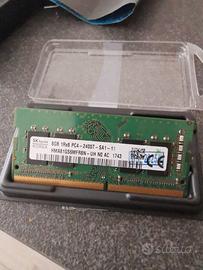 SK hynix 8Gb 2400 t