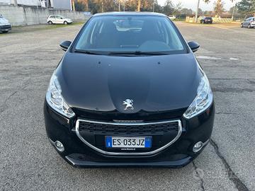 Peugeot 208 1.4 HDi 68 CV 5 porte Active