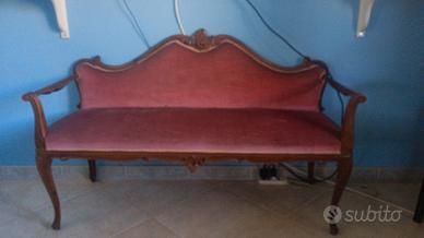 divanetto stile liberty 
