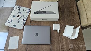 Macbook pro 2017 8gb ram 256gb memoria